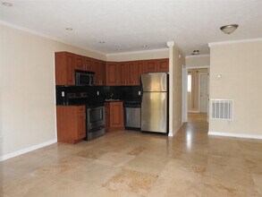 1872 NE 46th St in Fort Lauderdale, FL - Building Photo - Building Photo