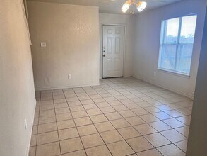 2517 Schwald Rd in Killeen, TX - Foto de edificio - Building Photo