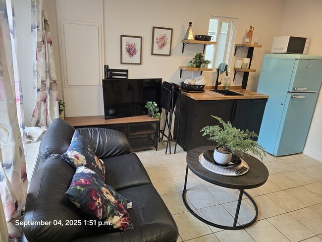 property at 759 E 51st Ave