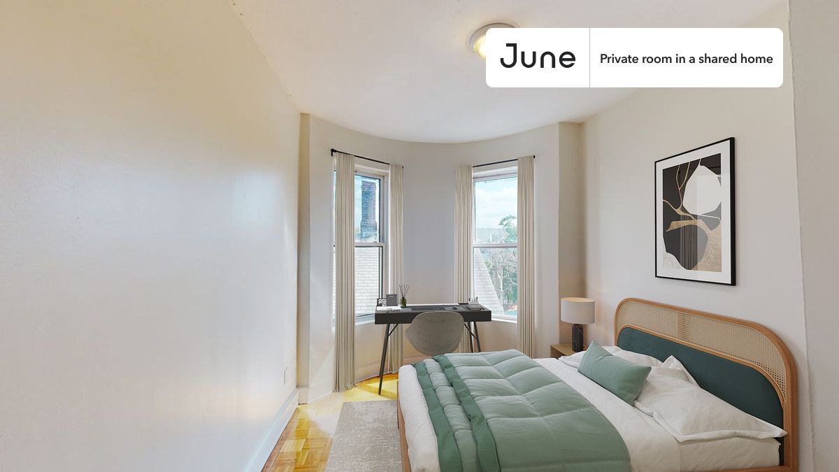 Private bedroom in 4 bed/2 bath Home in Boston, MA - Building Photo