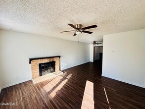 43214 Archwood Way in Lancaster, CA - Building Photo - Building Photo