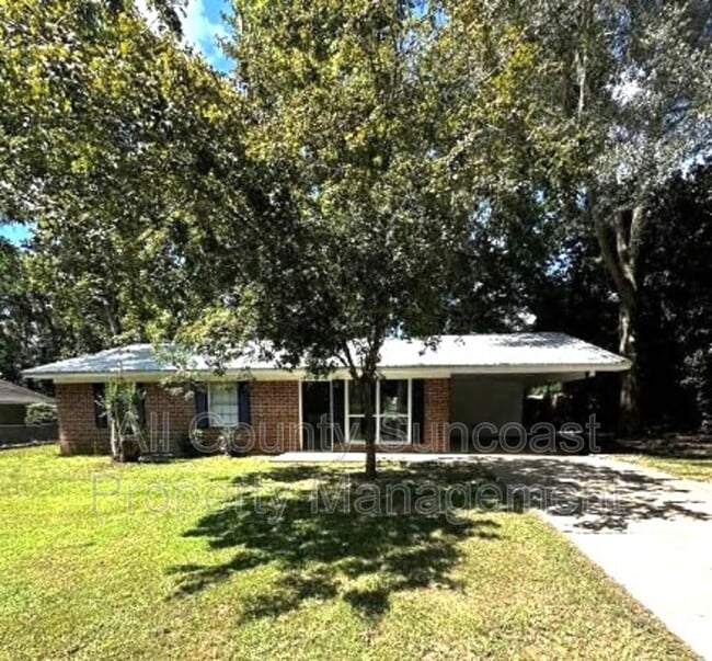 property at 82 W Bryant Ct
