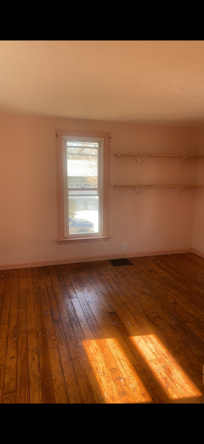 1021 Orange Rd in Ashland, OH - Building Photo - Building Photo