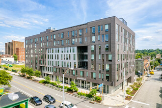 Baumhaus Apartments in Pittsburgh, PA - Building Photo - Building Photo