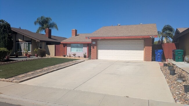 8872 Covina St in San Diego, CA - Building Photo - Building Photo