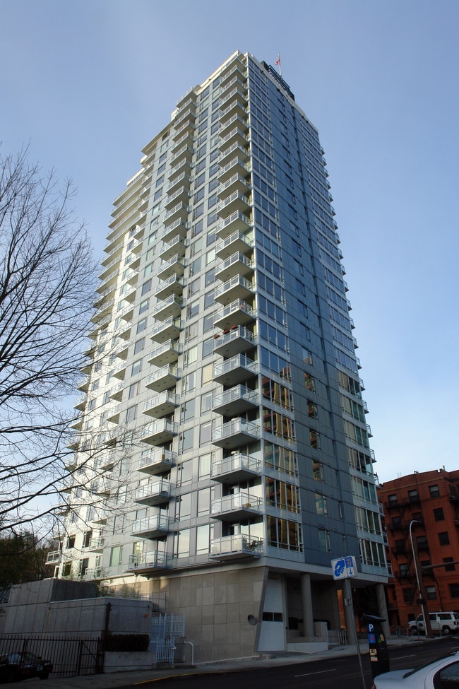 Benson Tower Condominiums in Portland, OR - Building Photo - Building Photo