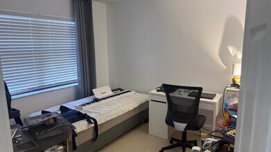 1284 S Military Trail in Deerfield Beach, FL - Building Photo - Building Photo