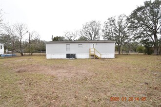 16822 Lashua Dr in Spring Hill, FL - Building Photo - Building Photo