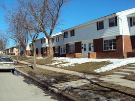 5706 N 95th St Apartments