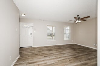 8906 Squire Boone Ct in Indianapolis, IN - Building Photo - Building Photo