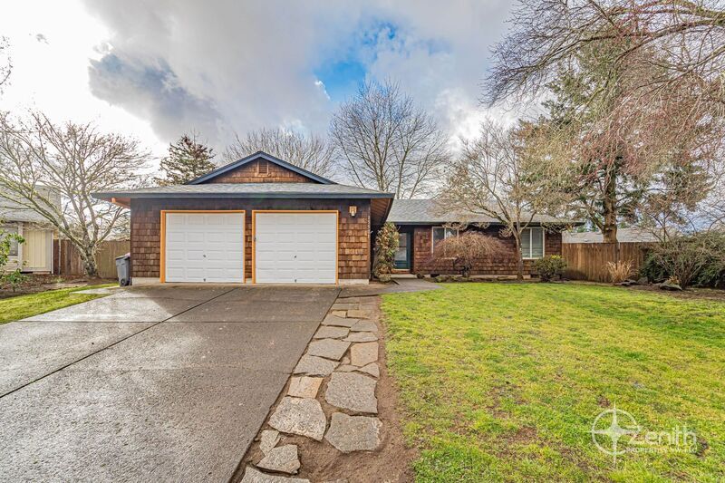 15501 SE 19th Cir in Vancouver, WA - Building Photo