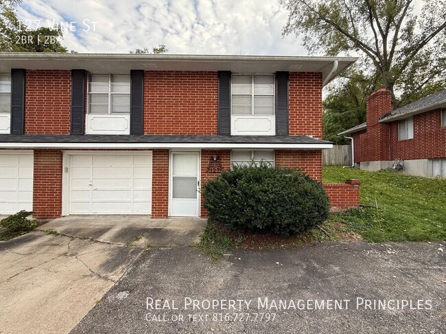 property at 127 Vine St