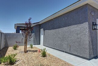 1800 Galaxy St in Pahrump, NV - Building Photo - Building Photo