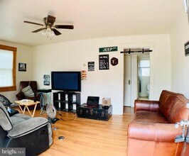 520 Wyne Dr in Falmouth, VA - Building Photo - Building Photo