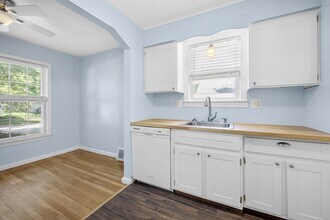 2226 E Farnum Ave in Royal Oak, MI - Building Photo - Building Photo
