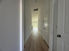 5465 SAN PIETRO Dr in Cypress Gardens, FL - Building Photo - Building Photo