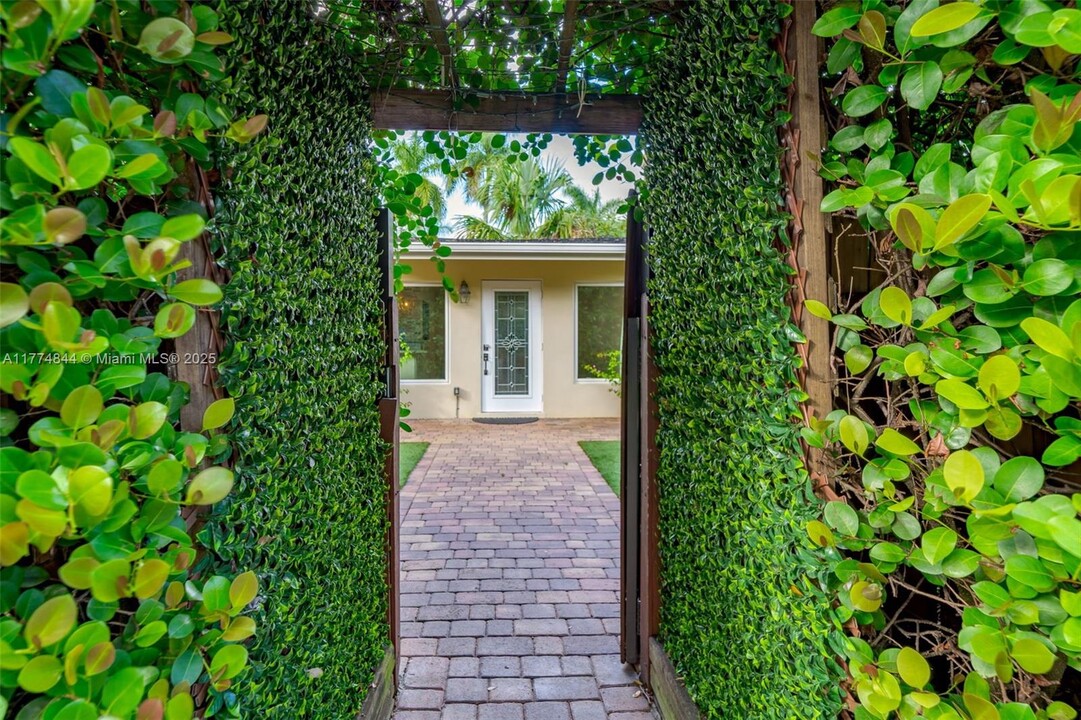 919 SW 7th St in Fort Lauderdale, FL - Building Photo