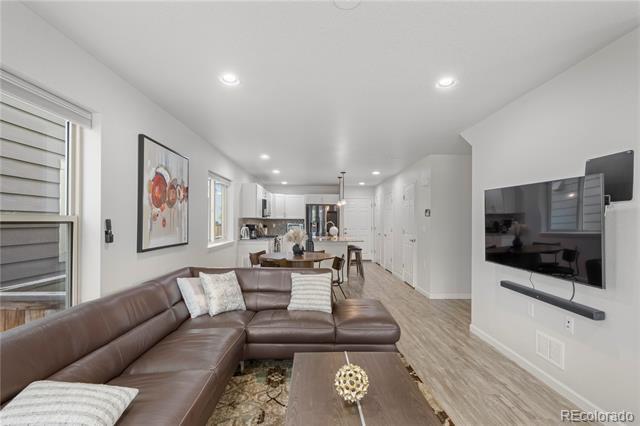 5778 Boston St in Denver, CO - Building Photo