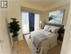 293 The Kingsway in Toronto, ON - Building Photo - Building Photo