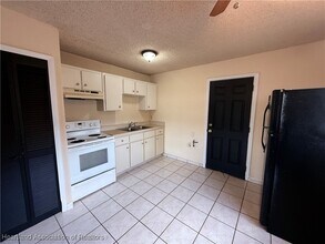 508 Las Palmas Cir in Avon Park, FL - Building Photo - Building Photo