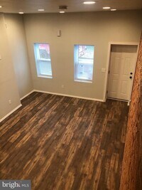 2235 Ingersoll St photo'