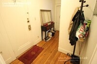 15 Scottfield Rd, Unit 2 - 6