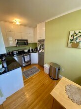 1476 Beacon St, Unit 644 in Brookline, MA - Building Photo - Building Photo