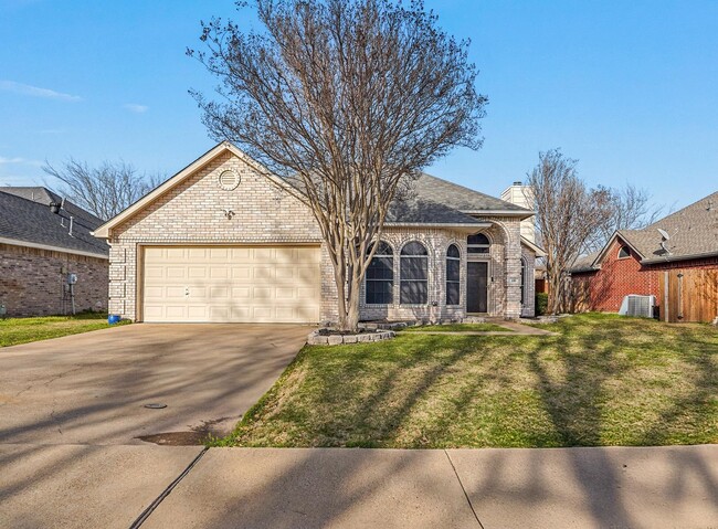 property at 116 E Forestwood Dr
