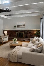 35 Lone Oak Dr in Centerport, NY - Building Photo - Building Photo