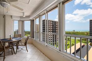 21 Bluebill Ave-Unit -B-705 in Naples, FL - Building Photo - Building Photo