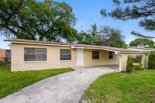 3401 NW 18th Pl in Lauderhill, FL - Building Photo