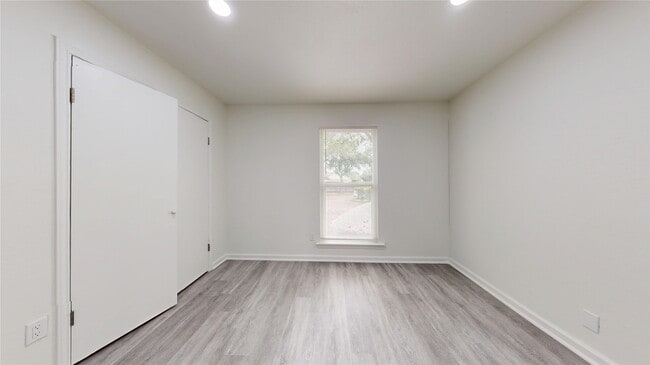 property at 7415 Alcomita Dr