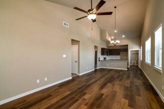 655 Harvest Moon Dr in Venus, TX - Building Photo - Building Photo