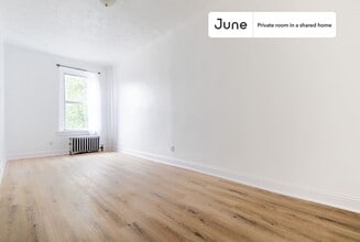 Private bedroom in 4 bed/1 bath Home in Brooklyn, NY - Building Photo - Building Photo