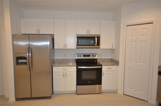 3306 Bassie Ct in Ft. Myers, FL - Building Photo - Building Photo