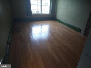 634 E 4th St in Mount Carmel, PA - Building Photo - Building Photo