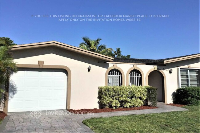 16620 SW 93rd Ave in Palmetto Bay, FL - Building Photo - Building Photo