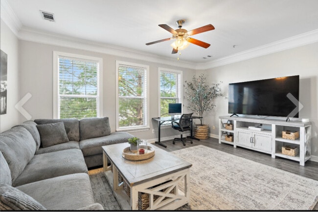 property at 2310 Elliott Ave