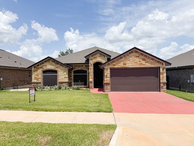 property at 9005 Grand Oaks Ln