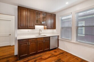 156A South St in Boston, MA - Building Photo - Building Photo