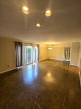 5425 Fifth Ave in Pittsburgh, PA - Building Photo - Building Photo