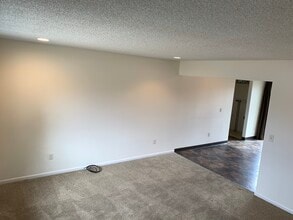 1412 Cheryl St in Billings, MT - Foto de edificio - Building Photo