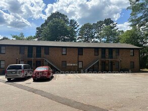 272 Lawrenceville St in Jefferson, GA - Building Photo - Building Photo