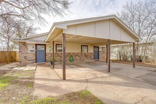 4933 Curzon Ave in Fort Worth, TX - Building Photo