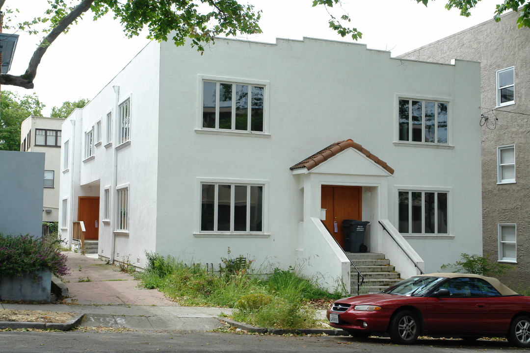 2472-2478 Virginia St in Berkeley, CA - Building Photo