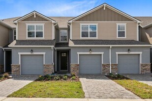 999 Spring Palms Lp in Alafaya, FL - Building Photo