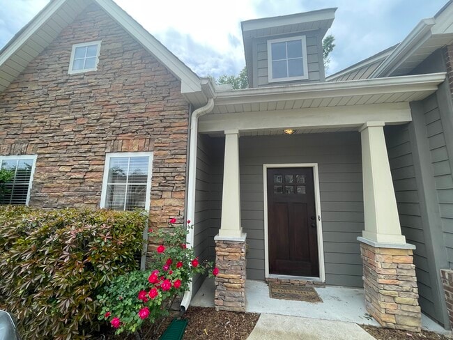 property at 3947 River Pointe Ln