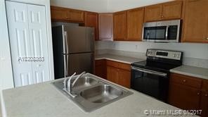 9262 W 33rd Ln, Unit 1112 in Hialeah, FL - Building Photo - Building Photo