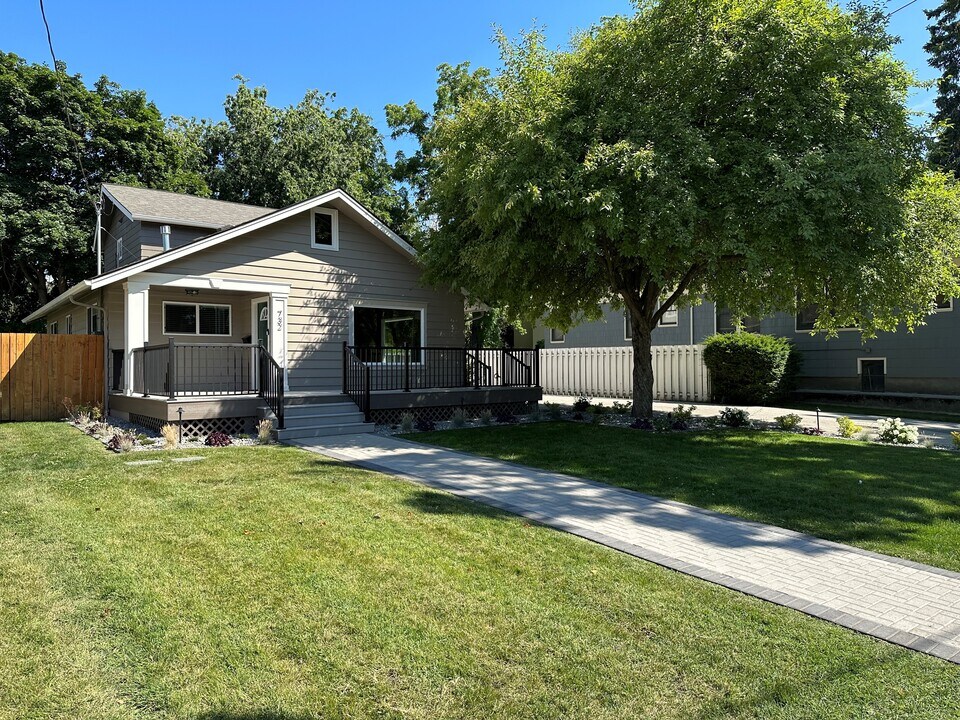 732 Valencia St in Walla Walla, WA - Building Photo