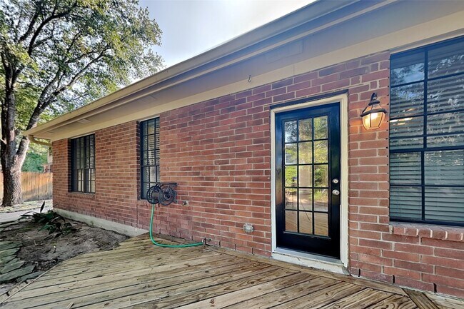 6 E Summer Storm Cir in Spring, TX - Building Photo - Building Photo